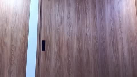 Molly online show from November 9, 7:01 pm