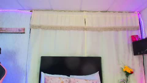 Molly Bick online show from June 16, 6:49 am
