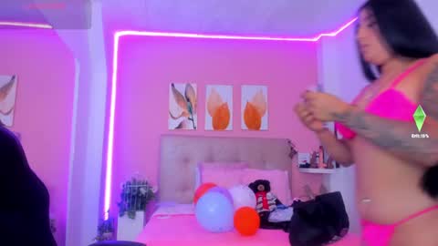    online show from November 24, 12:16 pm