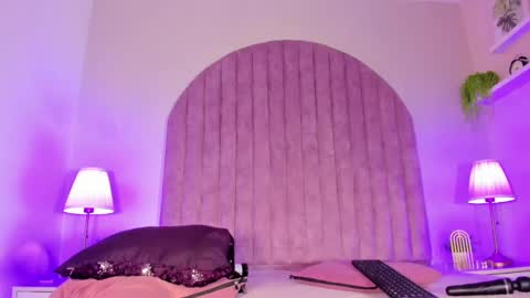 Snapshot of molly_jackson chatting on December 24, 5:13 pm Molly Jackson online show from December 24, 5:13 pm