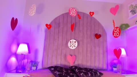 Snapshot of molly_jackson chatting on February 14, 12:14 pm Molly Jackson online show from February 14, 12:14 pm