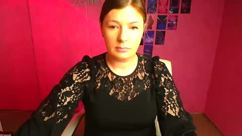 Molly online show from April 22, 11:34 am