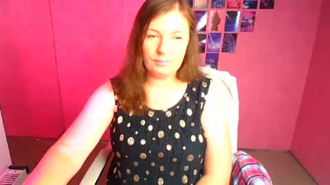 Molly online show from August 9, 11:59 am