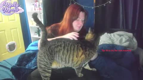 molly_moons online show from January 17, 5:27 pm