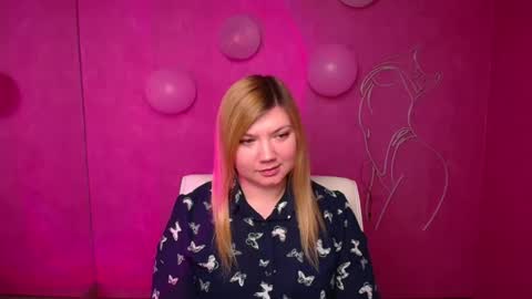 Molly online show from February 18, 12:28 pm