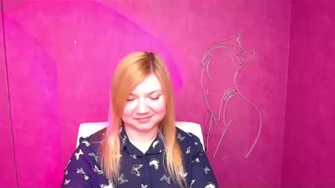 Molly online show from March 3, 3:31 pm