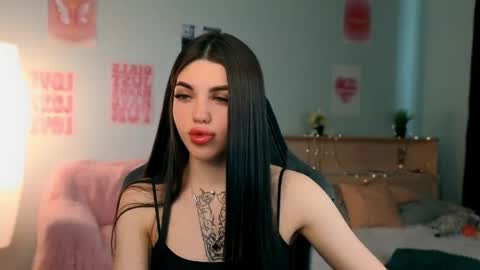 Snapshot of molly_rettyy chatting on May 15, 4:30 am Molly online show from May 15, 4:30 am