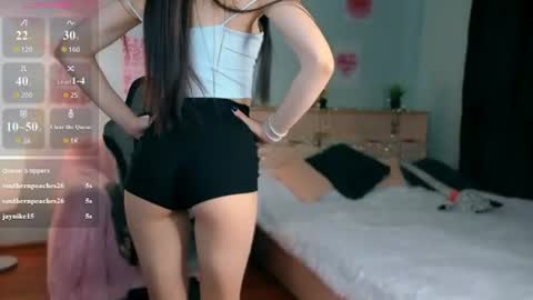 Snapshot of molly_rettyy chatting on June 20, 4:15 am Molly online show from June 20, 4:15 am