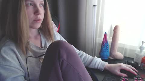 I have new photos come and see with love Molly online show from January 26, 11:39 am
