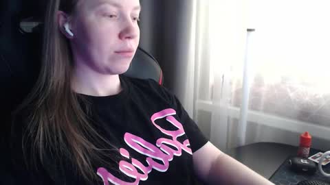 I have new photos come and see with love Molly online show from February 18, 7:37 am