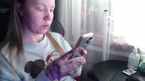 I have new photos come and see with love Molly online show from March 3, 7:36 am