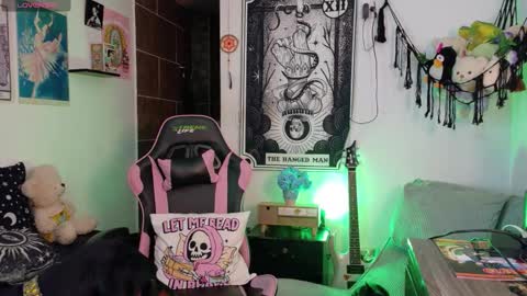 Molly online show from February 6, 5:56 am