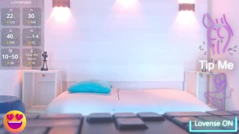 Snapshot of molly_spears chatting on February 21, 12:06 pm Molly Spears online show from February 21, 12:06 pm