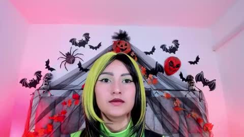 Snapshot of molly_sweetlove chatting on October 25, 7:08 pm molly_sweetlove online show from October 25, 7:08 pm