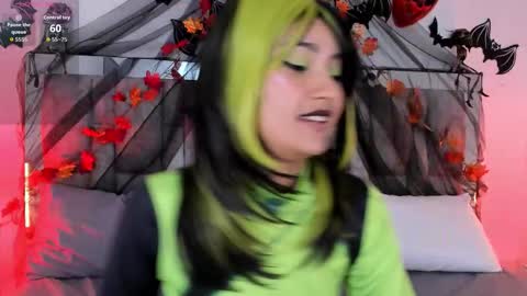 Snapshot of molly_sweetlove chatting on October 30, 7:25 pm molly_sweetlove online show from October 30, 7:25 pm