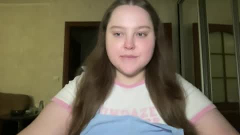 Snapshot of mollyas chatting on October 2, 2:57 pm Alice online show from October 2, 2:57 pm