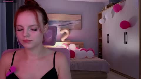 Snapshot of mollybossy chatting on May 15, 11:01 pm Molly online show from May 15, 11:01 pm