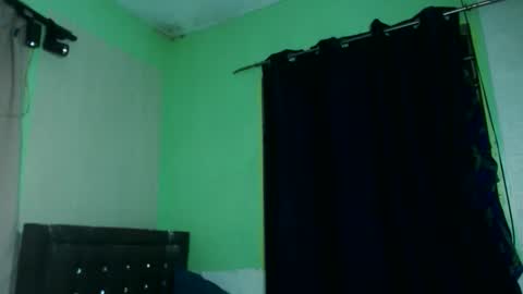 Snapshot of mollycoin18 chatting on October 31, 9:54 am mollycoin18 online show from October 31, 9:54 am