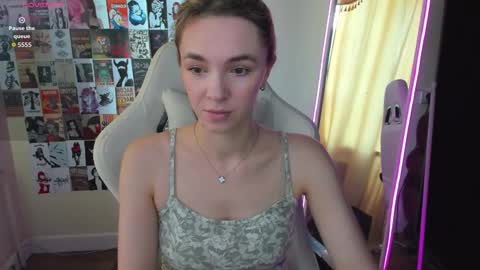 Molly online show from September 15, 1:27 am
