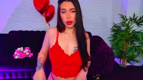 Snapshot of mollydolley chatting on February 16, 9:11 pm Julia online show from February 16, 9:11 pm