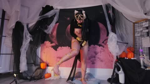 mollychan online show from October 17, 5:26 pm