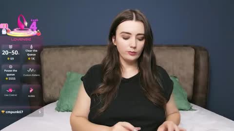 Snapshot of mollygreens chatting on October 19, 7:03 pm Molly online show from October 19, 7:03 pm