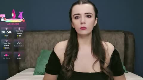 Snapshot of mollygreens chatting on November 5, 8:53 pm Molly online show from November 5, 8:53 pm