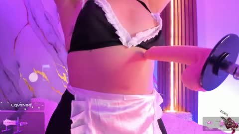 Snapshot of mollylewis18 chatting on October 23, 2:44 am New girl Emily Valentina Michelle online show from October 23, 2:44 am