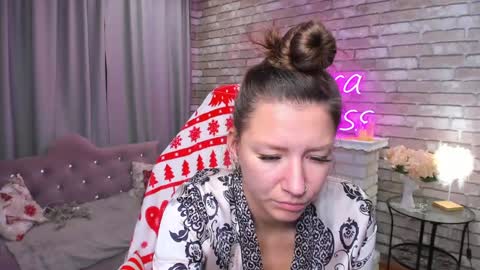 hi im Molly heregreat boobs big heart  warm pussy  online show from December 10, 12:39 am