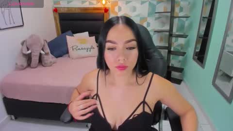 MOLLY online show from October 11, 7:12 pm