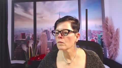 MollySun Nina Randmann online show from October 16, 4:30 pm