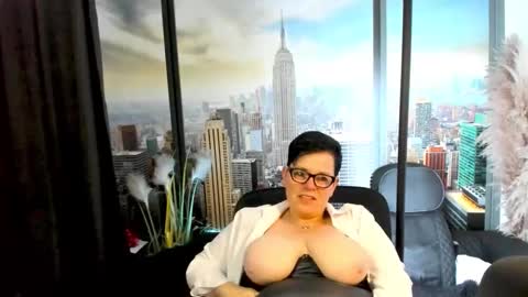 MollySun Nina Randmann online show from October 28, 6:43 pm