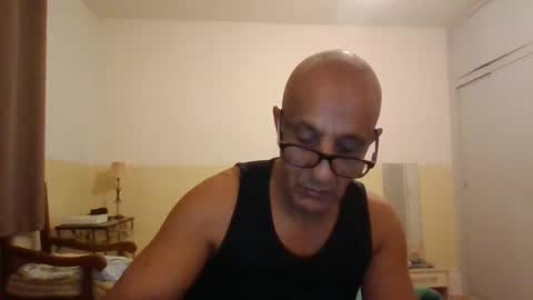 Snapshot of moment71200 chatting on November 16, 10:54 am moment71200 online show from November 16, 10:54 am