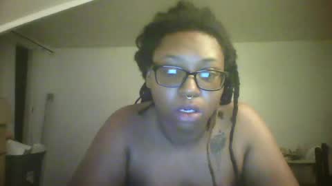 mommiemilkers2000 online show from July 8, 3:55 am
