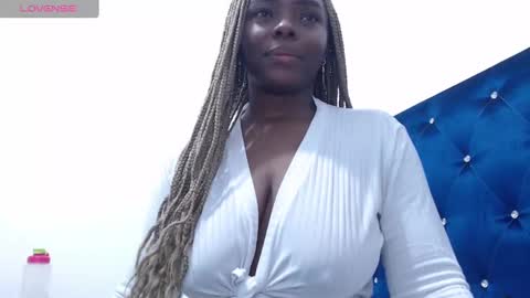 Snapshot of mommywebcam chatting on September 21, 3:13 pm DINAH online show from September 21, 3:13 pm