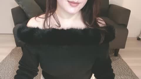 Momo online show from February 9, 9:28 pm