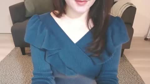 Momo online show from February 28, 9:23 pm