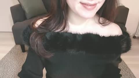 Momo online show from March 7, 1:53 am