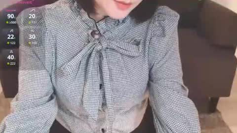 Momo online show from November 9, 11:14 pm