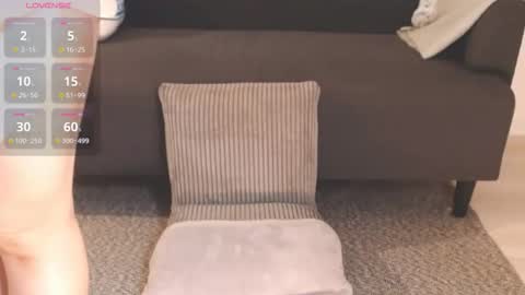 Momo online show from November 30, 10:25 pm