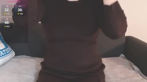 Momo online show from March 15, 11:22 pm