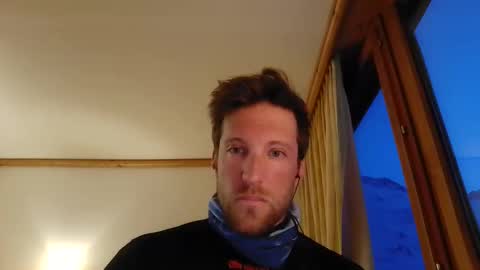 moms_little_monster online show from November 23, 4:07 pm