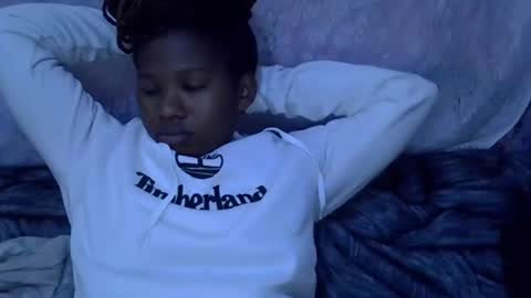 momsdoll online show from January 8, 5:43 am