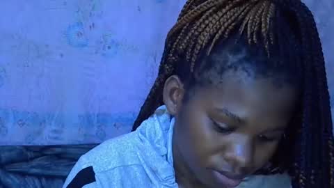 momsdoll online show from January 19, 6:39 am