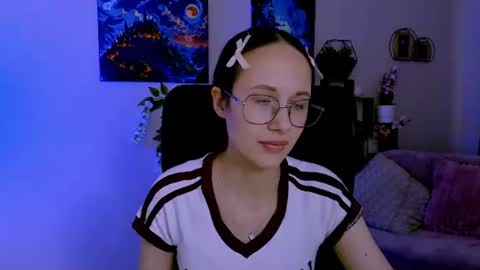 Mona  online show from July 12, 8:38 am