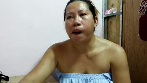 Snapshot of mona_sky chatting on July 27, 8:43 am mona_sky online show from July 27, 8:43 am