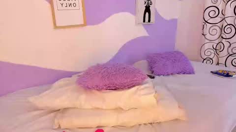 Snapshot of monaaxxx_ chatting on February 28, 3:48 pm MONAAXXX online show from February 28, 3:48 pm