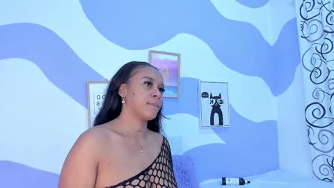 Snapshot of monaaxxx_ chatting on March 6, 12:09 pm MONAAXXX online show from March 6, 12:09 pm