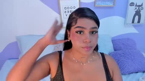 Snapshot of monaaxxx_ chatting on September 24, 3:37 pm MONAAXXX online show from September 24, 3:37 pm
