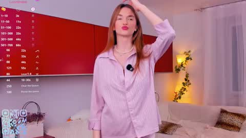 Mona online show from October 8, 7:33 pm